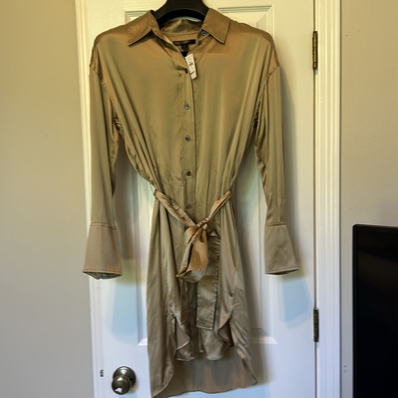 100% silk dress from banana Republic - Picture 6 of 9